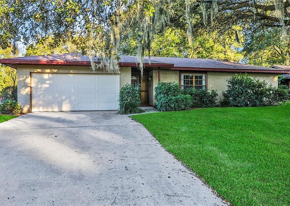 1st image of 6218 Christina Groves Cir W