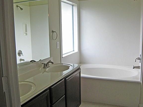 5th image of 13514 Villas Palmas Dr