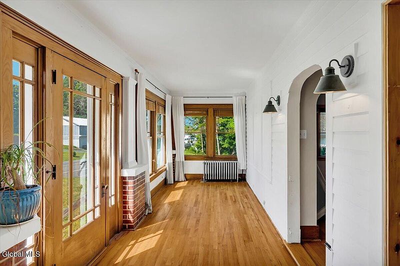 3rd image of 31 Taborton Road