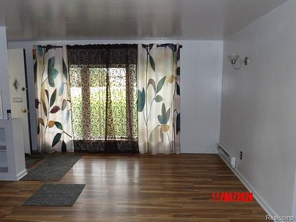 4th image of 9384 Birch Run Rd