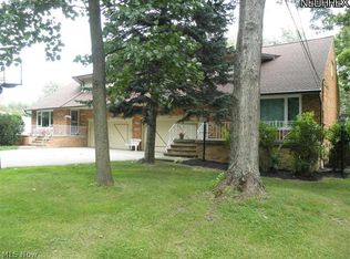 7667-7669 W 130th St, Cleveland, OH 44130