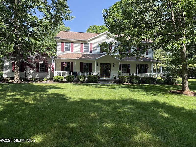 2nd image of 14 Edward Drive