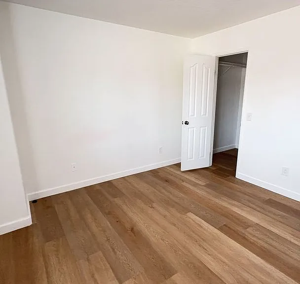 209 E. Grace St — Photo 7
