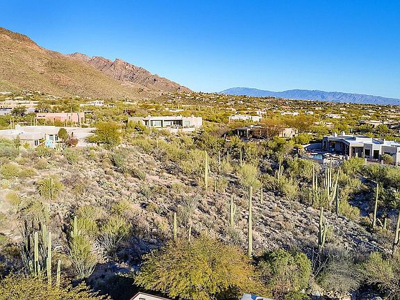 4th image of 1704 E Sanctuary Cove Way #224