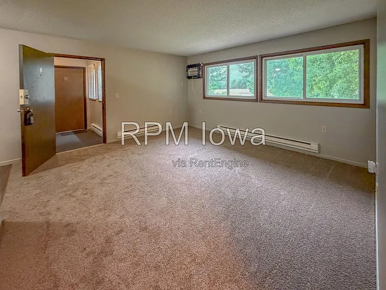 408 E Dawn St #7 — Photo 5