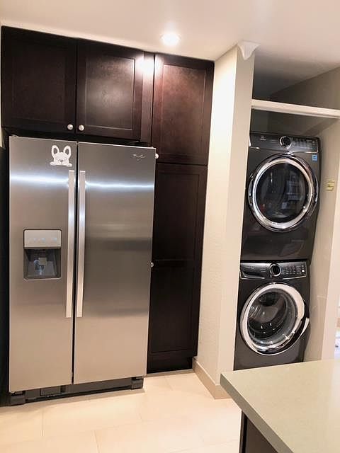 1st image of 4015 Alameda De Las Pulgas #B