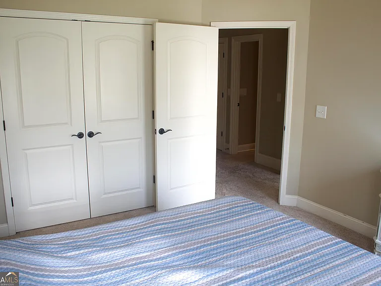 2559 Willow Field Xing SE — Photo 30