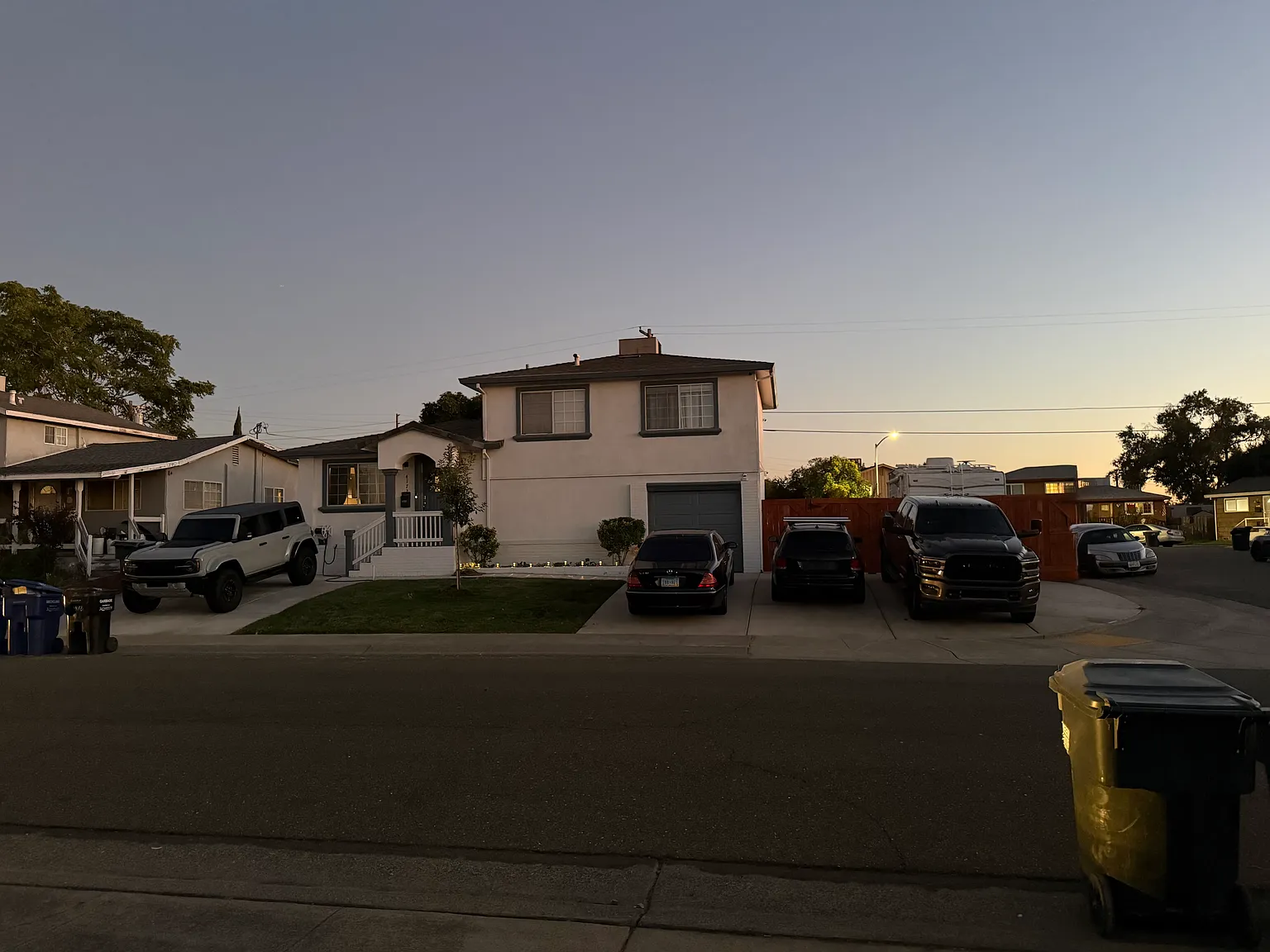 4172 Cornelia Way — Photo 2