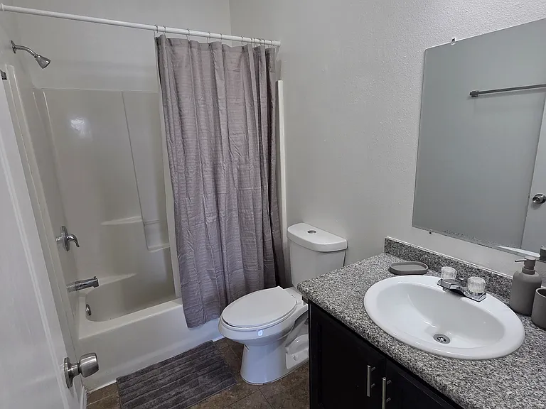 912 Wildrose Ln #C7 — Photo 13