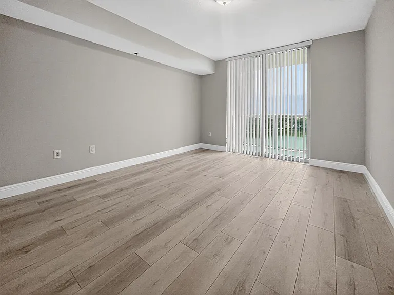 2681 N Flamingo Rd #902S — Photo 25
