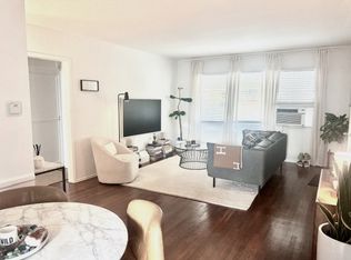 916 N Sweetzer Ave #25L, West Hollywood, CA 90069
