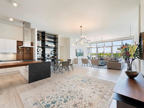 3rd image of 4701 N Meridian Ave #303