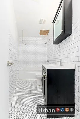 Rented by Urban Pads | media 19