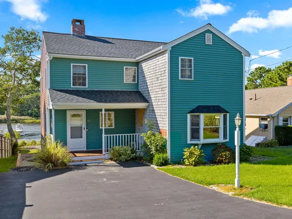 113 Shorewood Drive, East Falmouth, MA 02536