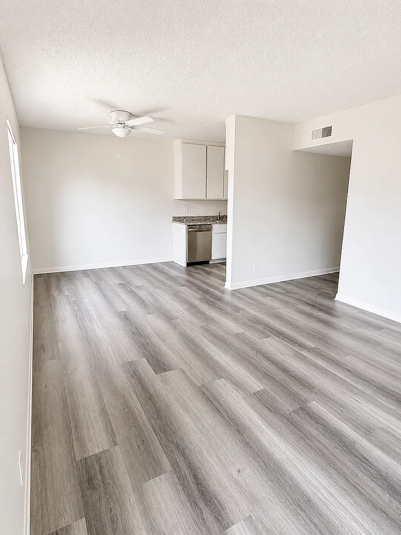 15739 Vanowen St — Photo 3