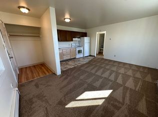 2403 Eureka St #4W-13, Anchorage, AK 99503