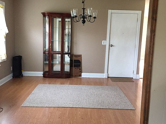 5th image of 236 N Cale St