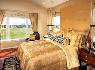 25135 Gunnery Sq, Chantilly, VA 20152