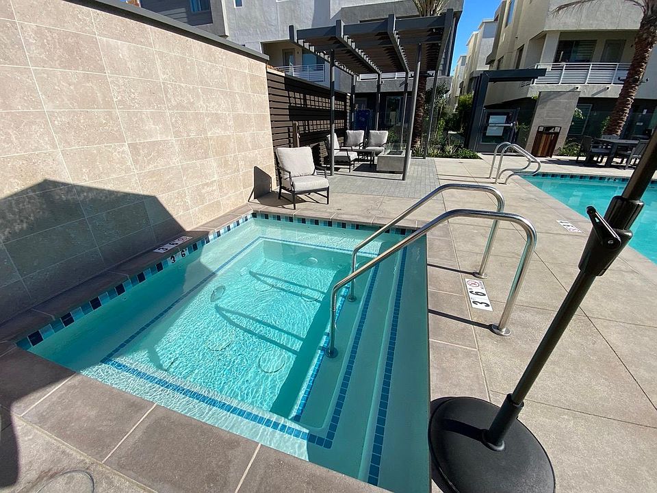 Jacuzzi
