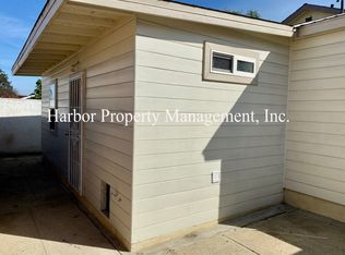 1040 W Summerland Ave, San Pedro, CA 90732