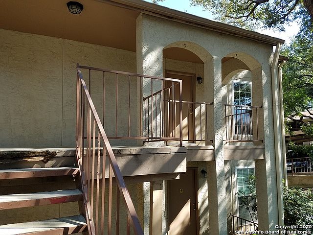 1st image of 8702 Village Dr