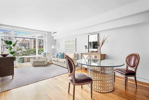 Sold by Compass | media 1