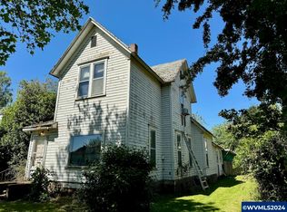 138 S 3rd St, Independence, OR 97351