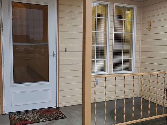 3rd image of 1355 E Sandpiper Cir