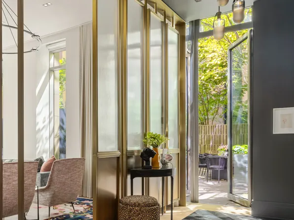 601 Washington Street image 4 of 21