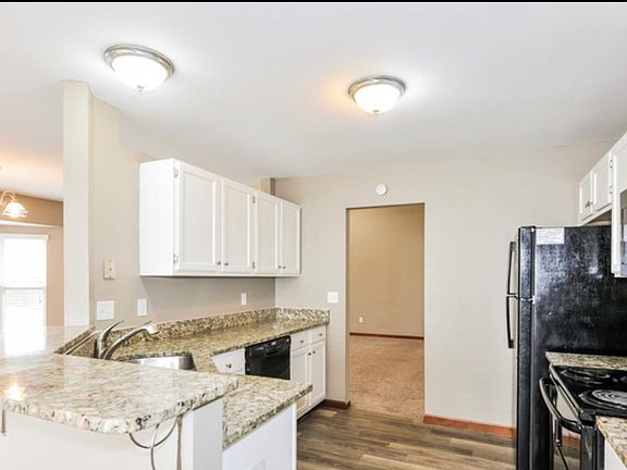 4th image of 1834 Charleston Estates Dr #1