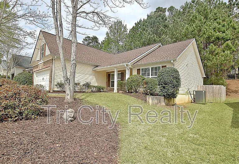 341 Hunterian Pl — Photo 2