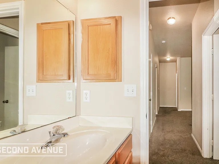 2613 Las Brisas St — Photo 20