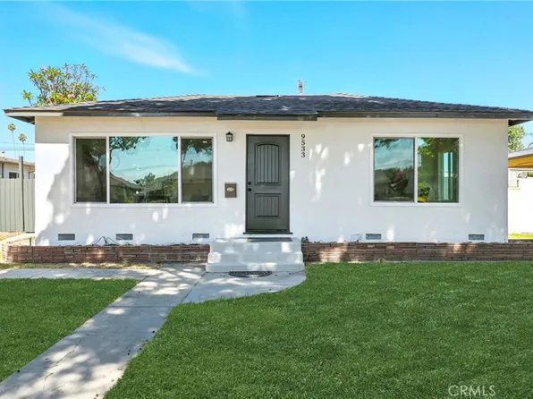 9533 Paramount Blvd, Downey, CA 90240