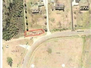 190 Jenkins Rd, Jacksonville, NC 28540