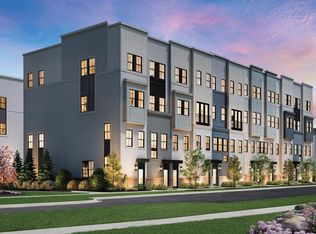 4761 Sully Point Ln, Chantilly, VA 20151