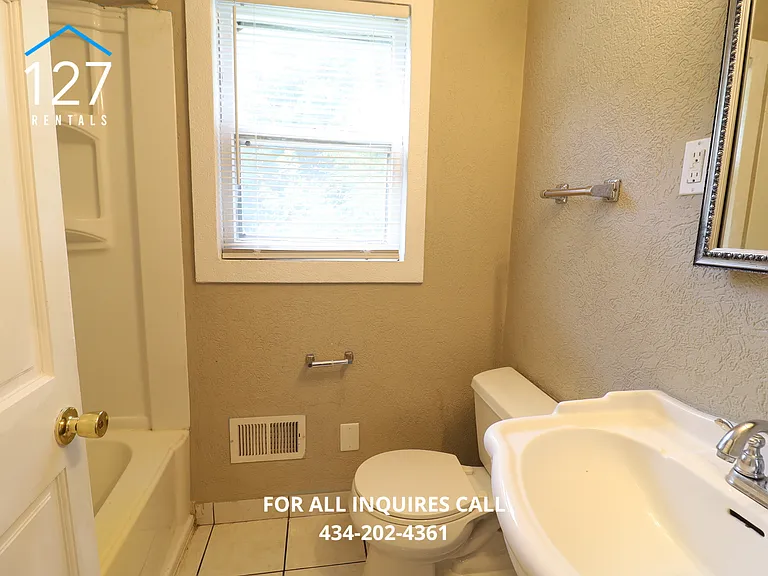 4614 Fairmont Ave #UPPER — Photo 8