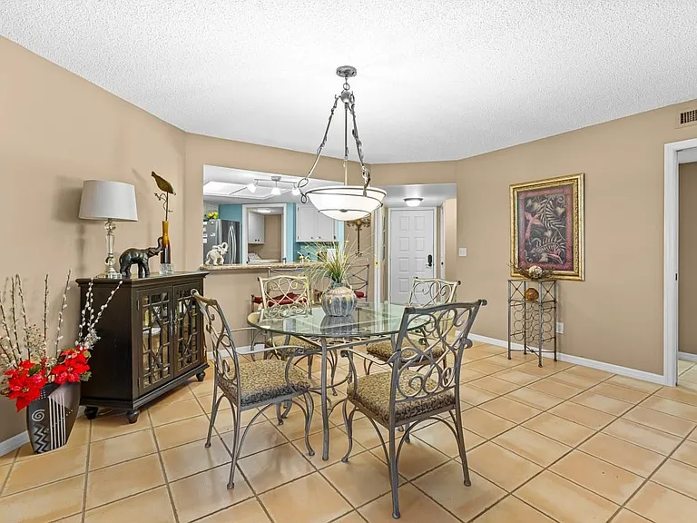 1815 Mooringline Dr #2E — Photo 22