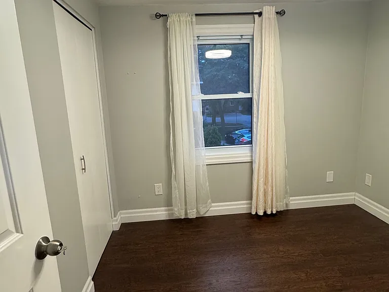 230 Clarke Rd #6 — Photo 14