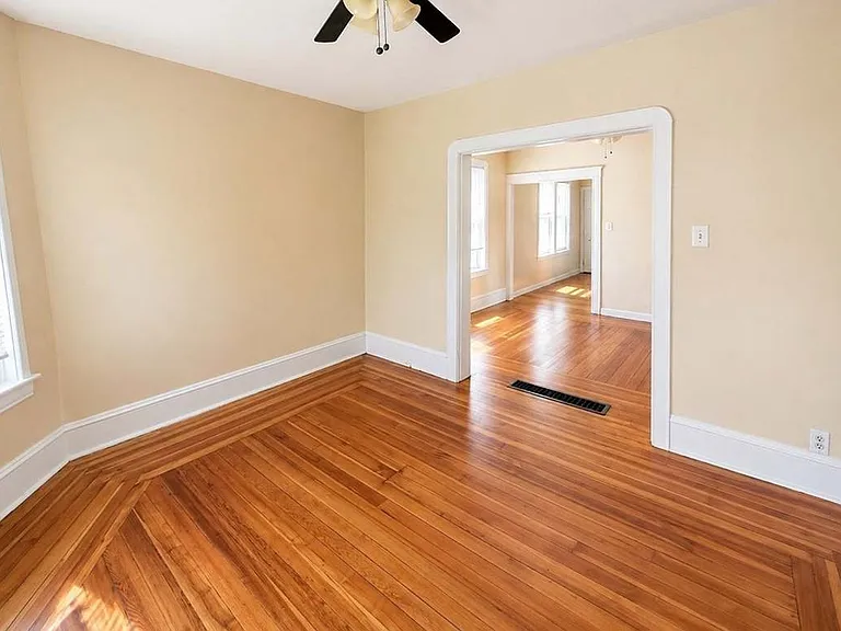 185 Stevens St #1 — Photo 2
