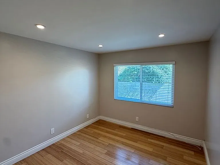 927 Redlen Ave — Photo 44