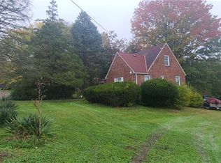 360 Woodhaven Dr, Monroeville, PA 15146