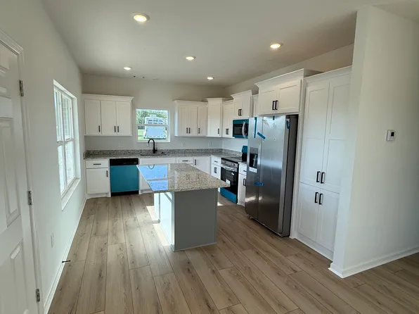 (undisclosed Address), Greenbrier, AR 72058