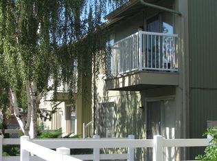 1328 Summers Ln #4, Klamath Falls, OR 97603