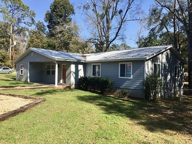 2nd image of 221 Bamboo Dr
