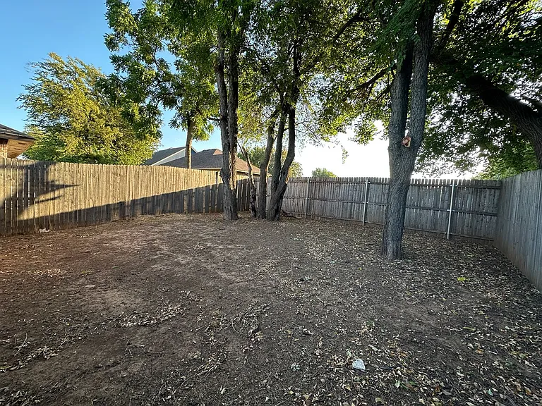 412 Chalk Hill Ct — Photo 51