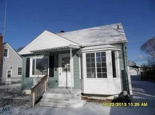 74 Canfield Dr, Mount Clemens, MI 48043