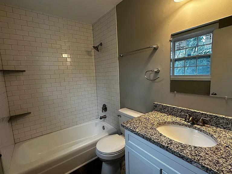 4565 Rockdale Ct — Photo 25