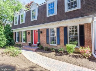 211 Ceret Ct SW, Vienna, VA 22180