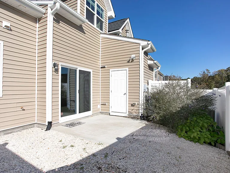 129 Churment Ct — Photo 14