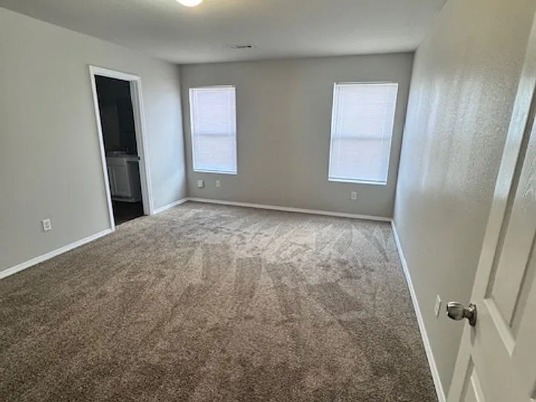 5041 Red Fox Trl — Photo 13
